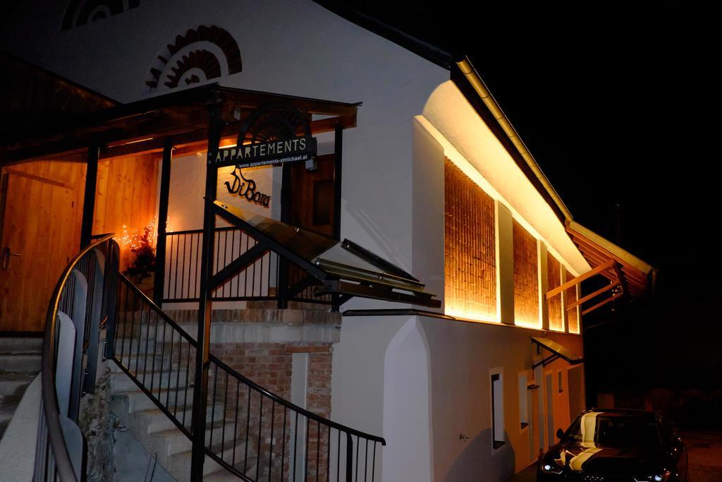 Premium Appartements Di Bora Sankt Michael im Lungau Bagian luar foto